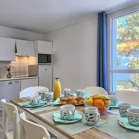 Semesterbostad Hameau Ocean-3 By Interhome